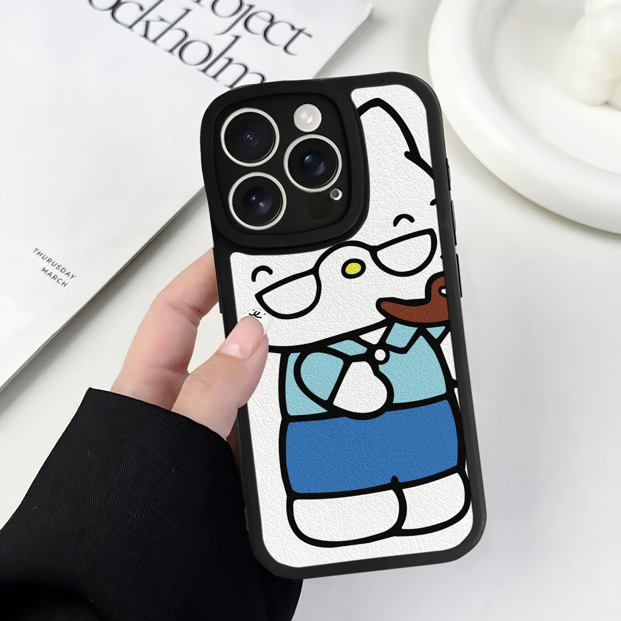 （画像用） Hello Kitty ハローキティ 【iPhone 16シリーズ対応】シリコンスマホケース（レザー調） 材質：シリコン